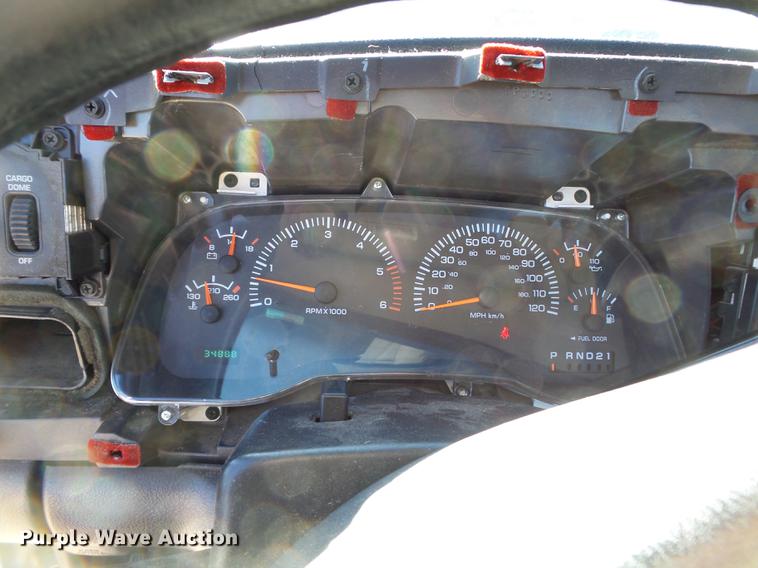 image for item DD2361 2002 Dodge Ram 2500 pickup truck