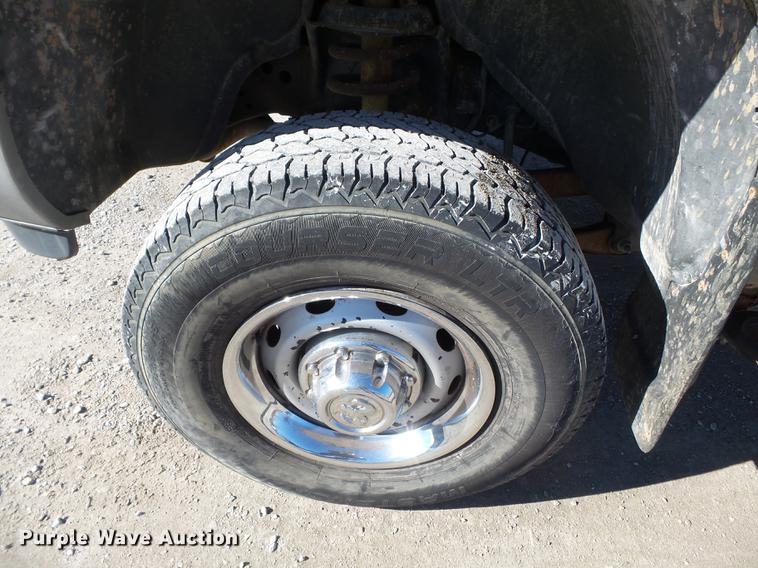 image for item DD2361 2002 Dodge Ram 2500 pickup truck