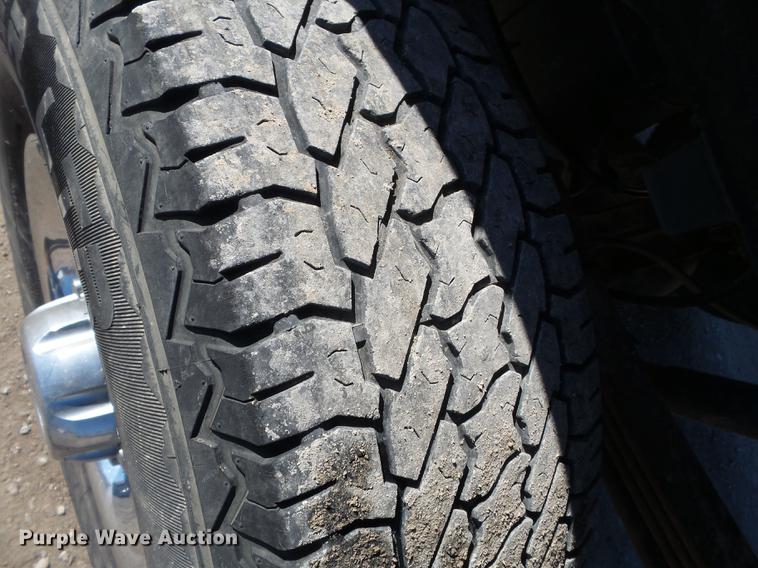 image for item DD2361 2002 Dodge Ram 2500 pickup truck