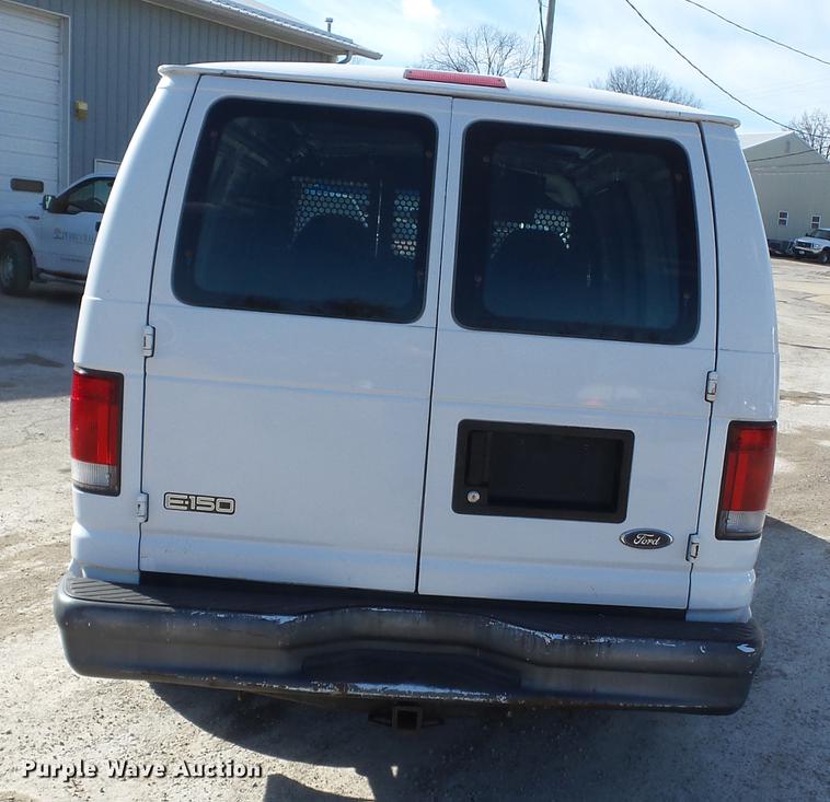 image for item DD2362 2001 Ford E150 van