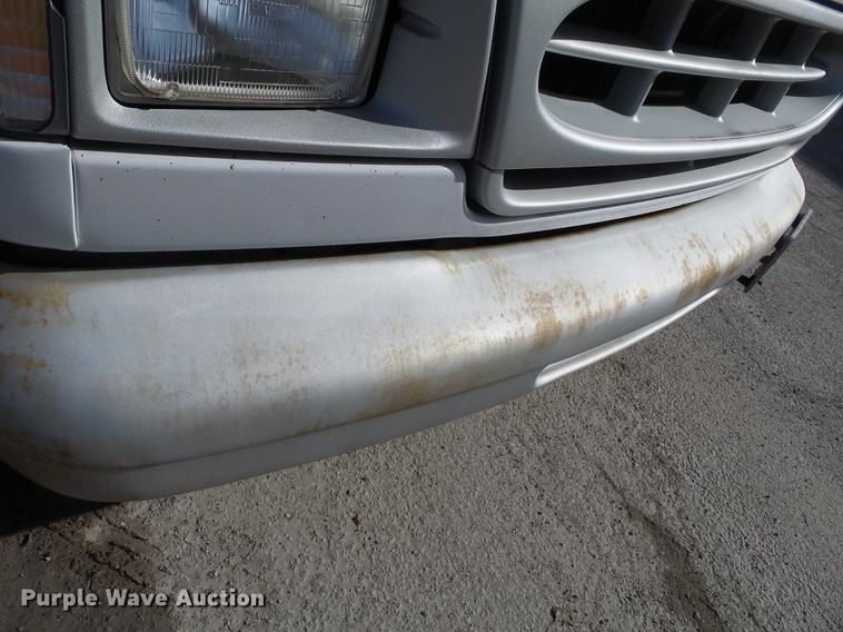 image for item DD2362 2001 Ford E150 van