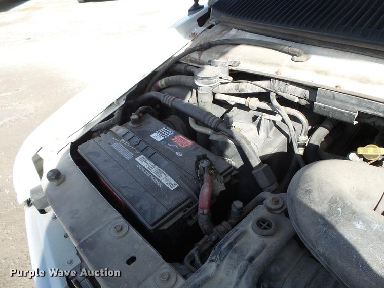 image for item DD2362 2001 Ford E150 van