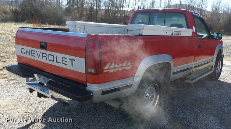 image for item DD2363 1995 Chevrolet K2500 pickup truck