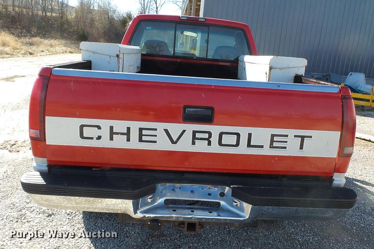 image for item DD2363 1995 Chevrolet K2500 pickup truck