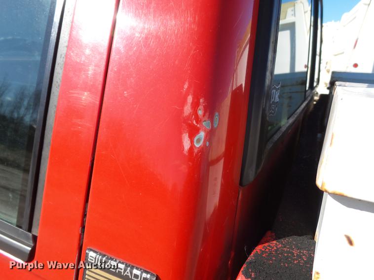 image for item DD2363 1995 Chevrolet K2500 pickup truck