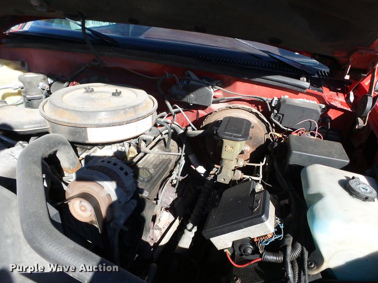 image for item DD2363 1995 Chevrolet K2500 pickup truck