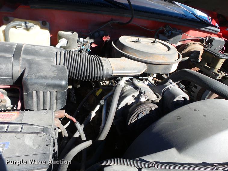 image for item DD2363 1995 Chevrolet K2500 pickup truck