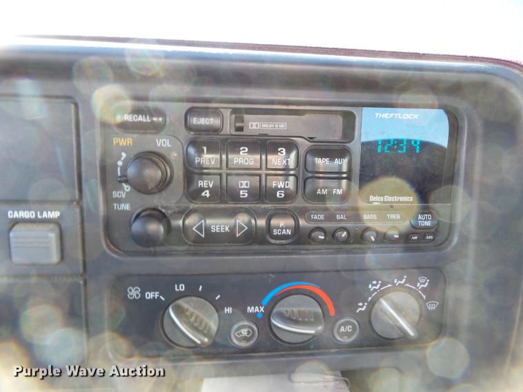 image for item DD2363 1995 Chevrolet K2500 pickup truck