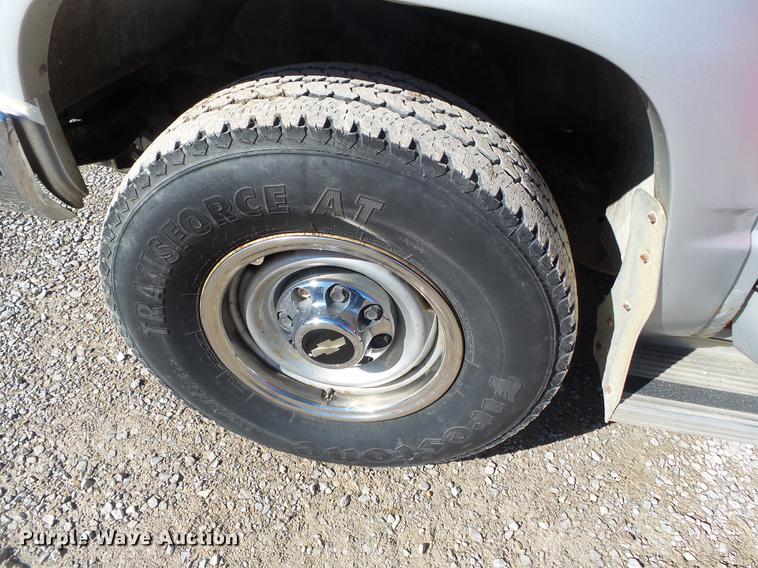 image for item DD2363 1995 Chevrolet K2500 pickup truck