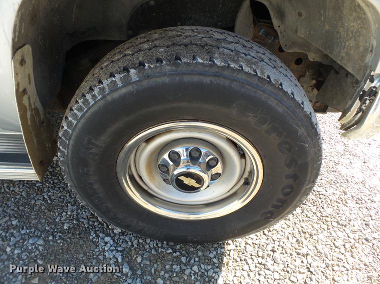 image for item DD2363 1995 Chevrolet K2500 pickup truck