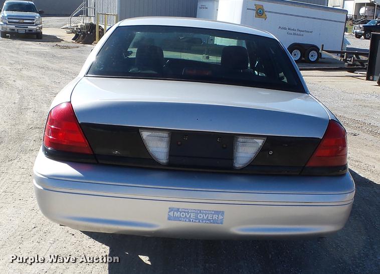 image for item DD2364 2007 Ford Crown Victoria Police Interceptor