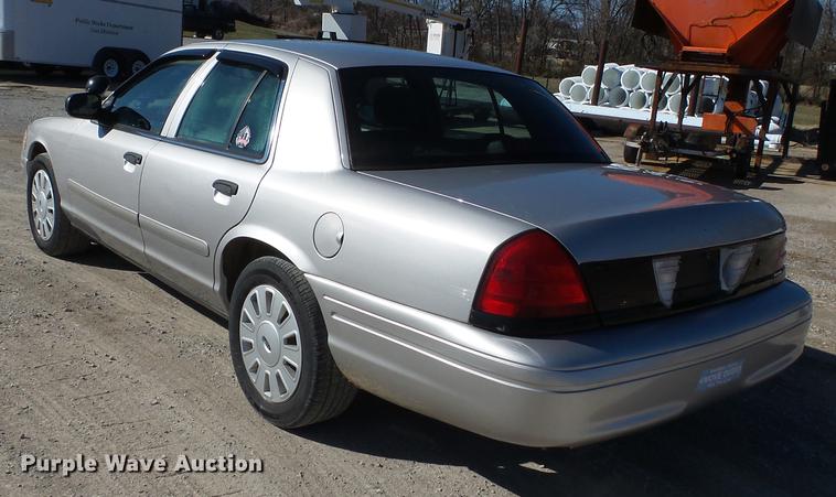 image for item DD2364 2007 Ford Crown Victoria Police Interceptor