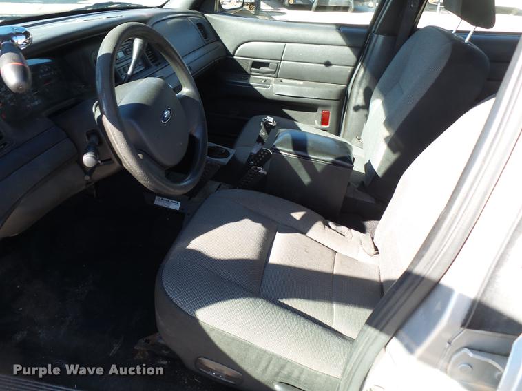 image for item DD2364 2007 Ford Crown Victoria Police Interceptor