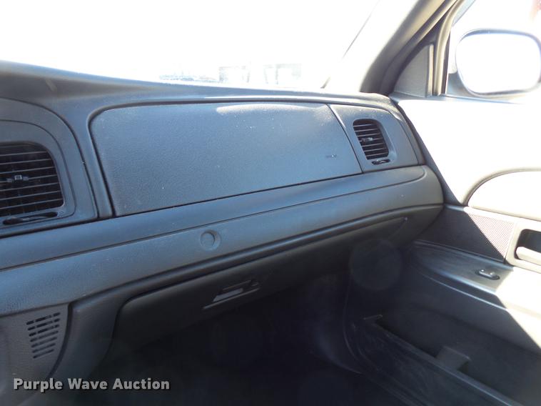 image for item DD2364 2007 Ford Crown Victoria Police Interceptor