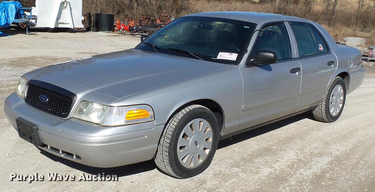 image for item DD2365 2007 Ford Crown Victoria Police Interceptor
