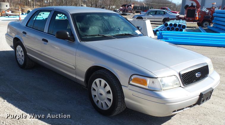 image for item DD2365 2007 Ford Crown Victoria Police Interceptor