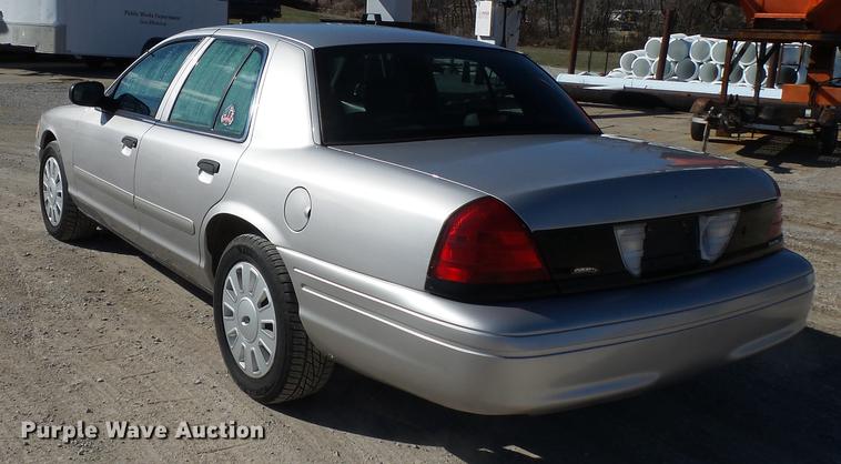 image for item DD2365 2007 Ford Crown Victoria Police Interceptor