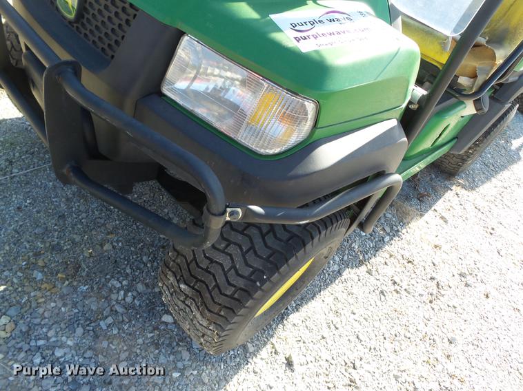 image for item DD2369 2010 John Deere Gator CX utility vehicle