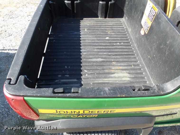 image for item DD2369 2010 John Deere Gator CX utility vehicle