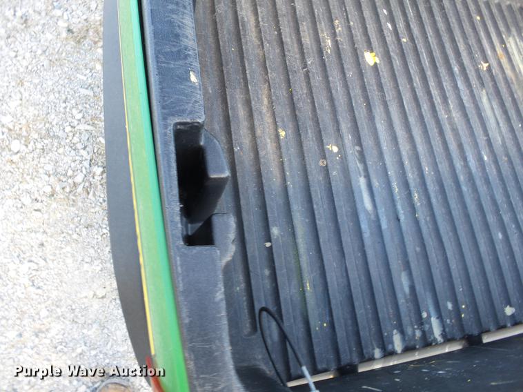 image for item DD2369 2010 John Deere Gator CX utility vehicle