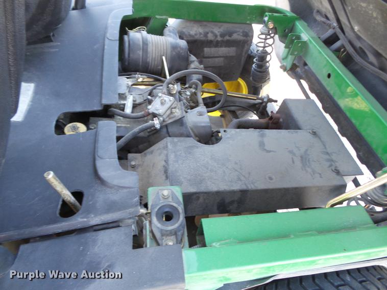 image for item DD2369 2010 John Deere Gator CX utility vehicle