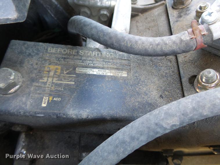 image for item DD2369 2010 John Deere Gator CX utility vehicle