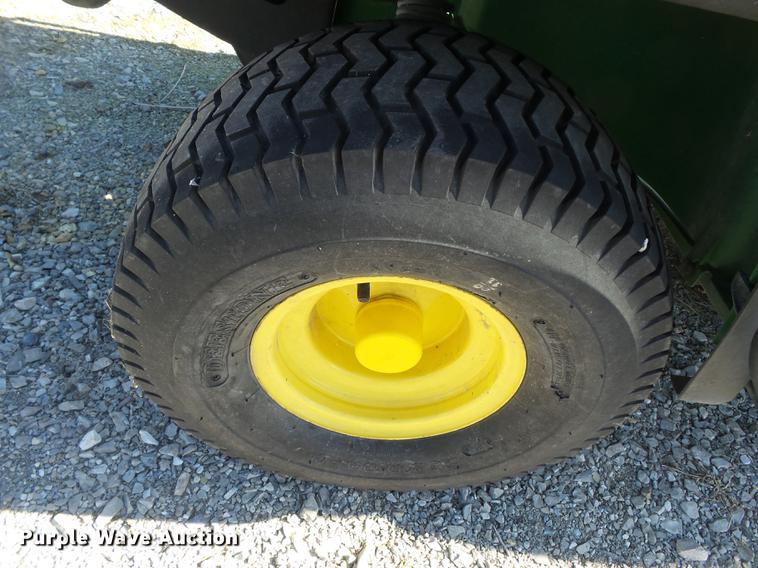 image for item DD2369 2010 John Deere Gator CX utility vehicle