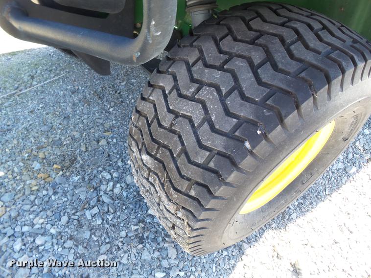 image for item DD2369 2010 John Deere Gator CX utility vehicle