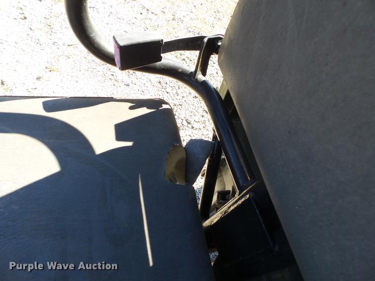 image for item DD2370 2003 Kawasaki Mule 550 utility vehicle