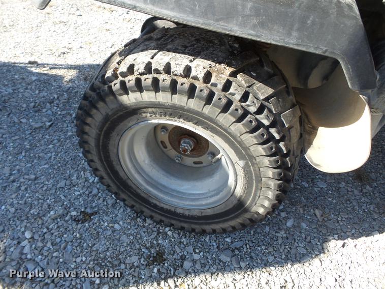 image for item DD2370 2003 Kawasaki Mule 550 utility vehicle