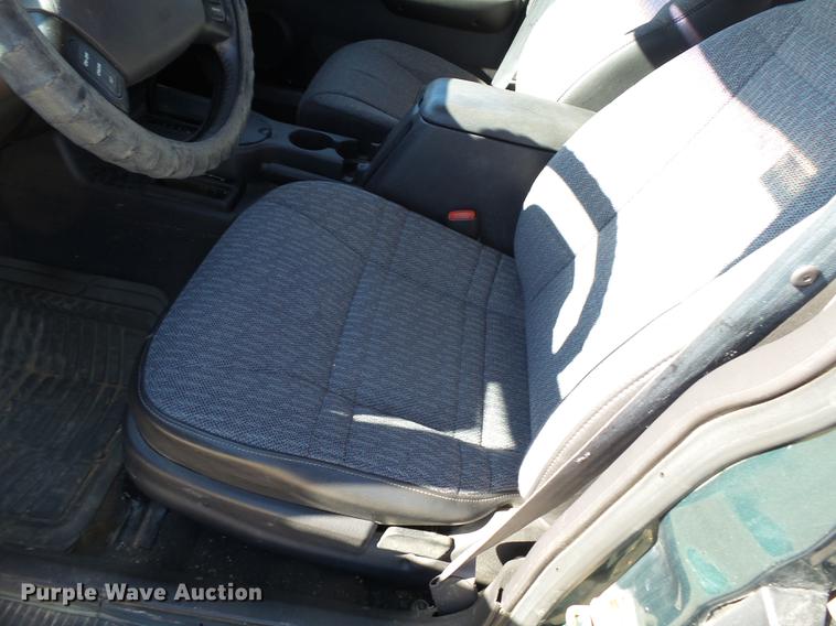 image for item DD2371 2000 Jeep Cherokee SUV