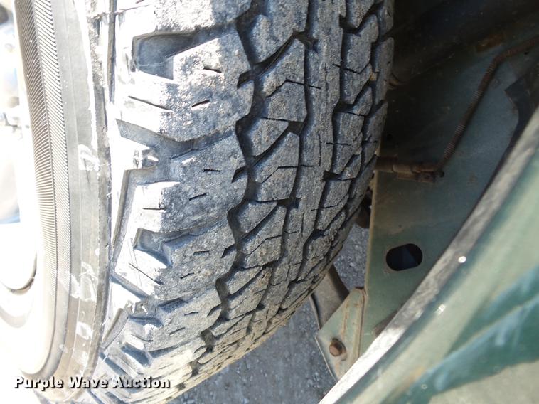 image for item DD2371 2000 Jeep Cherokee SUV