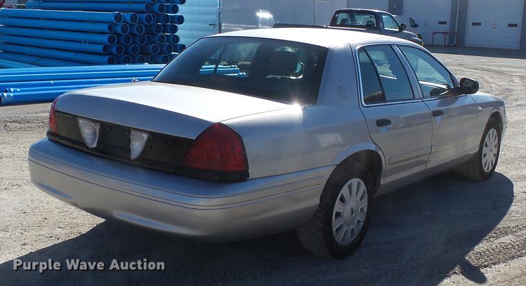 image for item DD2372 2007 Ford Crown Victoria Police Interceptor