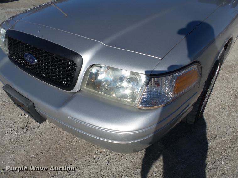 image for item DD2372 2007 Ford Crown Victoria Police Interceptor