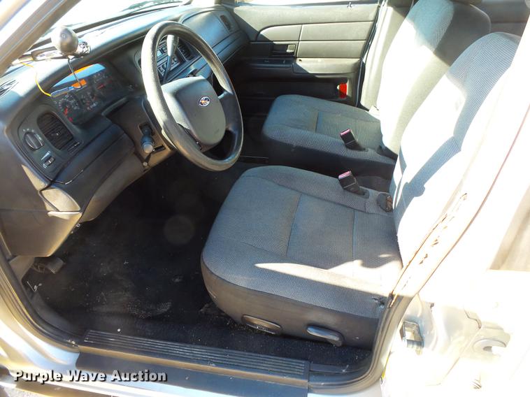 image for item DD2372 2007 Ford Crown Victoria Police Interceptor