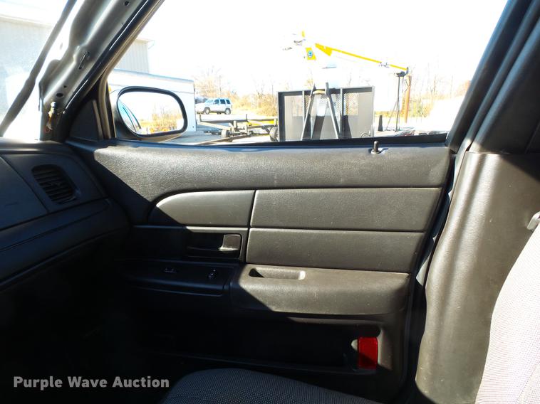 image for item DD2372 2007 Ford Crown Victoria Police Interceptor