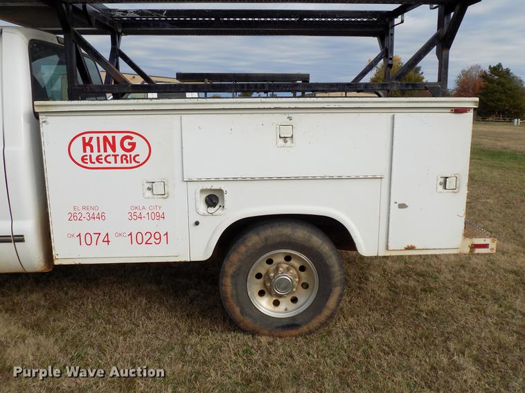 image for item DD3507 1999 Ford F350 Super Duty SuperCab pickup truck