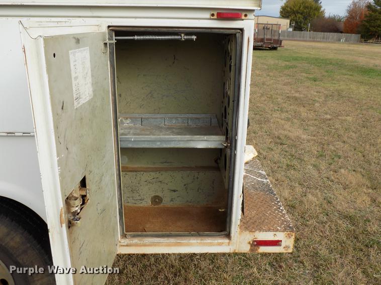 image for item DD3507 1999 Ford F350 Super Duty SuperCab pickup truck