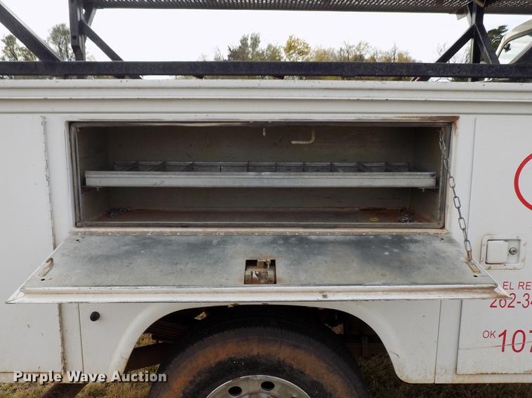 image for item DD3507 1999 Ford F350 Super Duty SuperCab pickup truck