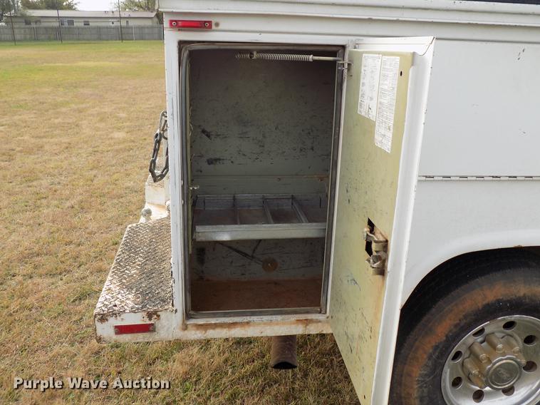 image for item DD3507 1999 Ford F350 Super Duty SuperCab pickup truck