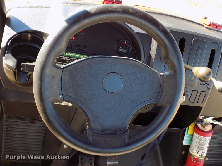 image for item DD3568 2013 Club Car XRT950 utility vehicle