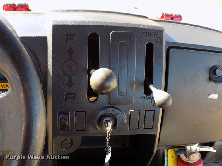 image for item DD3568 2013 Club Car XRT950 utility vehicle