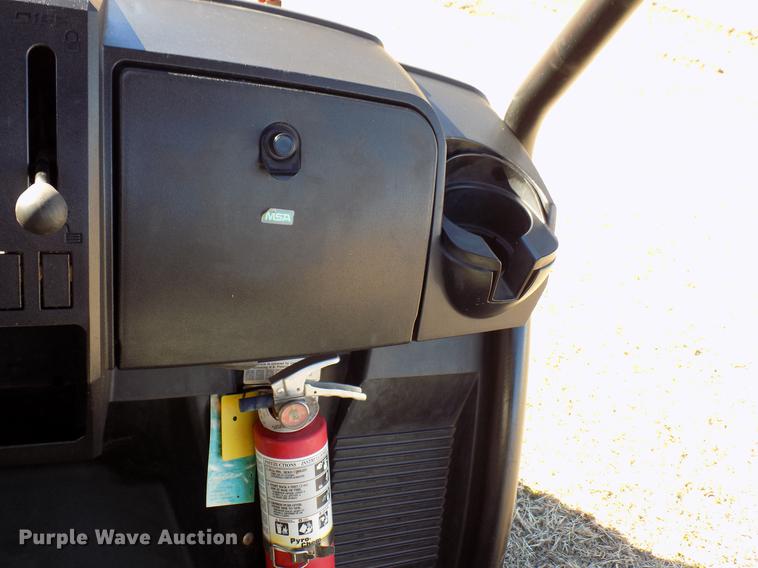 image for item DD3568 2013 Club Car XRT950 utility vehicle