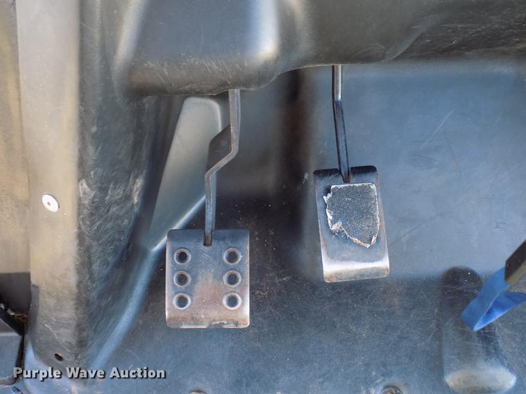 image for item DD3568 2013 Club Car XRT950 utility vehicle