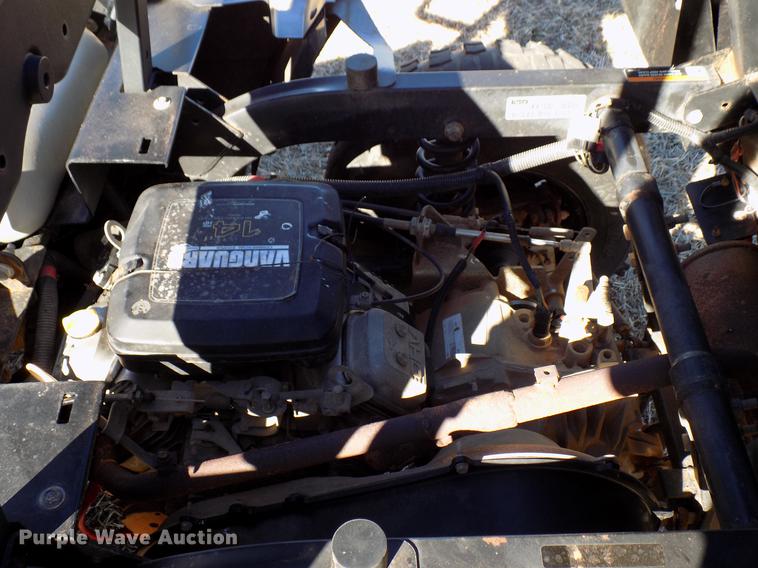 image for item DD3568 2013 Club Car XRT950 utility vehicle