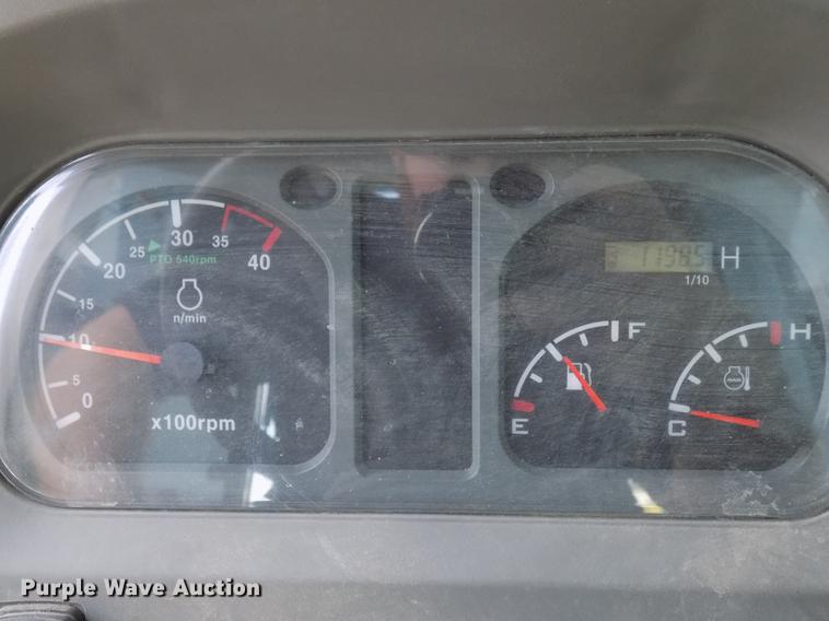 image for item DD3592 2012 Mahindra 5010HST tractor