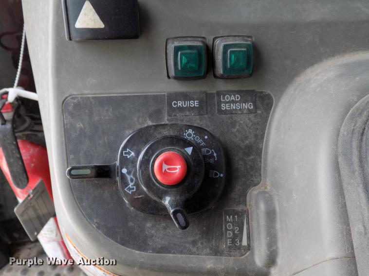 image for item DD3592 2012 Mahindra 5010HST tractor