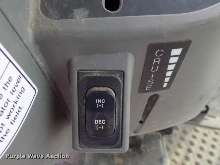 image for item DD3592 2012 Mahindra 5010HST tractor