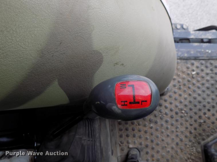 image for item DD3592 2012 Mahindra 5010HST tractor