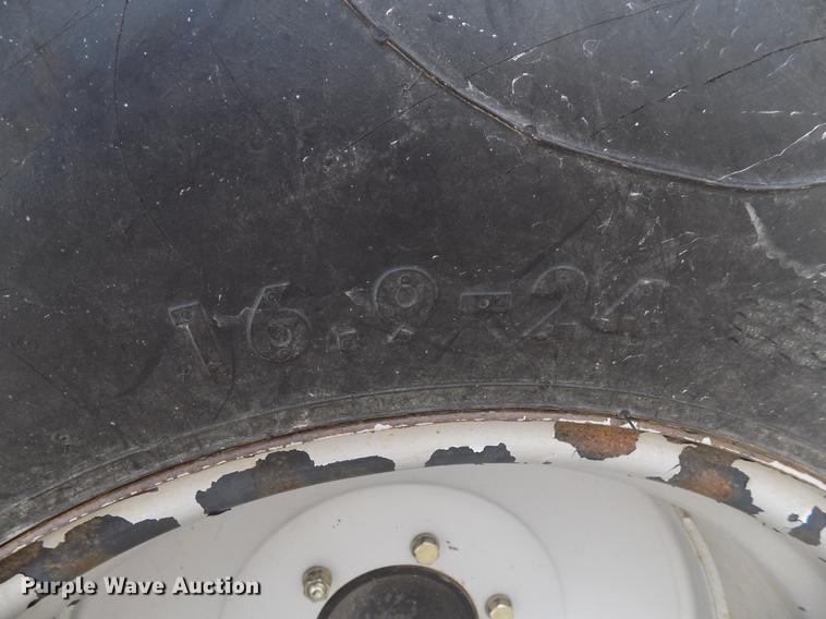 image for item DD3592 2012 Mahindra 5010HST tractor